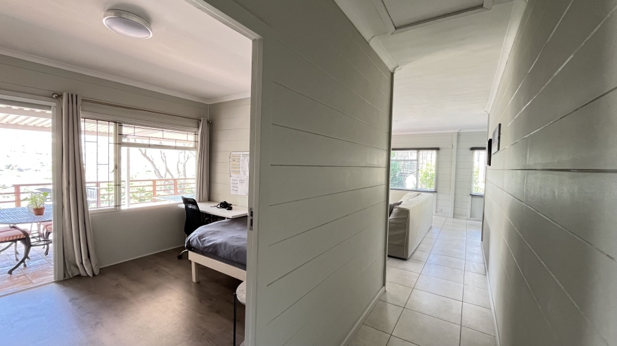 3 Bedroom Property for Sale in Glencairn Western Cape